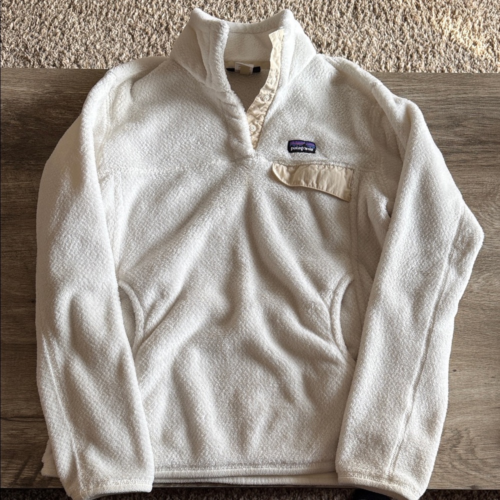 Patagonia Cream Fleece Pullover - Picture 4 of 6